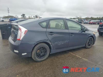 Trzecie zdjęcie samochodu z tyłu: 2013 TOYOTA PRIUS THREE VIN:JTDKN3DUXD5647457 - miniatura