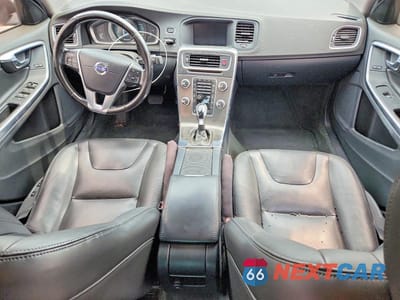 Zdjęcie 8 z 12 samochodu: 2016 VOLV S60 PREMIER VIN:YV126MFK7G2398534 - miniatura