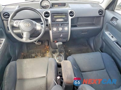 Zdjęcie 8 z 12 samochodu: 2006 TOYOTA SCION XB VIN:JTLKT324464116826 - miniatura
