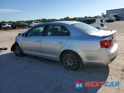Drugie zdjęcie samochodu z przodu: 2005 VOLKSWAGEN NEW JETTA 2.5L OPTION PACKAGE 1 VIN:3VWSF71K55M606931 - miniatura