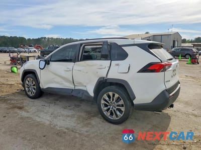 Drugie zdjęcie samochodu z przodu: 2020 TOYOTA RAV4 XLE PREMIUM VIN:JTMC1RFV7LD520646 - miniatura