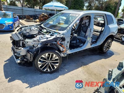 2025 VOLVO XC90 PLUS YV4H60JB0S1387144 - główne zdjęcie licytacji z USA - miniatura