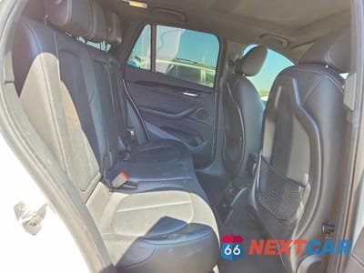 Zdjęcie 11 z 13 samochodu: 2018 BMW X1 XDRIVE28I VIN:WBXHT3C3XJ5L30804 - miniatura