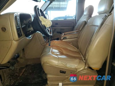 Zdjęcie 7 z 12 samochodu: 2006 CHEVROLET SILVERADO K1500 VIN:1GCEK19T66Z212439 - miniatura