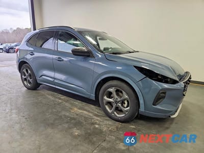 Czwarte zdjęcie samochodu z boku: 2024 FORD ESCAPE ST LINE VIN:1FMCU0MN3RUA06044 - miniatura