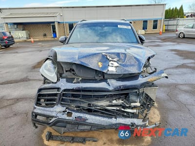 Piąte zdjęcie samochodu w środku: 2019 PORSCHE CAYENNE VIN:WP1AA2AY1KDA17627 - miniatura