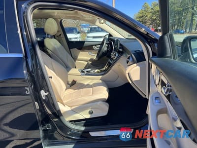 Piąte zdjęcie samochodu w środku: 2017 MERCEDES-BENZ GLC 300 VIN:WDC0G4JB3HF191709 - miniatura