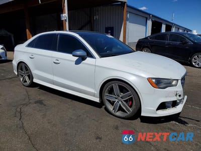 Czwarte zdjęcie samochodu z boku: 2016 AUDI S3 PREMIUM PLUS VIN:WAUB1GFF2G1067422 - miniatura