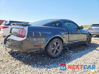 Trzecie zdjęcie samochodu z tyłu: 2007 FORD MUSTANG VIN:1ZVFT80NX75231381 - miniatura