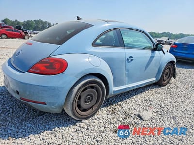 Trzecie zdjęcie samochodu z tyłu: 2012 VOLKSWAGEN BEETLE VIN:3VWJP7AT8CM612849 - miniatura