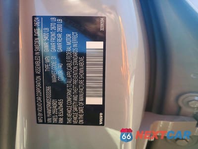 Zdjęcie 13 z 13 samochodu: 2025 VOLVO XC60 ULTRA VIN:YV4M12RM0S1033266 - miniatura