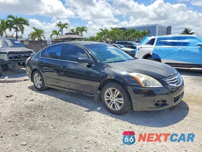 Czwarte zdjęcie samochodu z boku: 2012 NISSAN ALTIMA 2.5 VIN:1N4AL2AP9CN487649 - miniatura