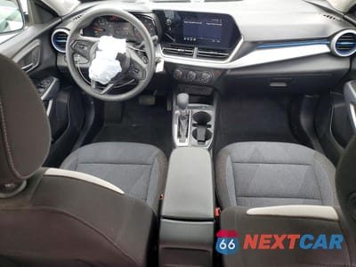 Zdjęcie 8 z 12 samochodu: 2024 CHEVROLET TRAX 1LS VIN:KL77LFE26RC133017 - miniatura