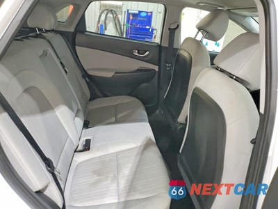 Zdjęcie 10 z 13 samochodu: 2022 HYUNDAI KONA SEL VIN:KM8K3CAB6NU805076 - miniatura