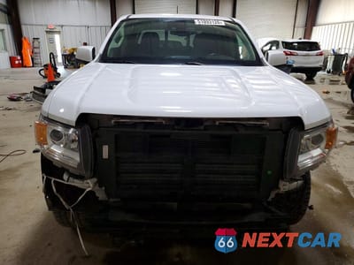 Piąte zdjęcie samochodu w środku: 2022 GMC CANYON ELEVATION VIN:1GTG6CEN3N1160118 - miniatura