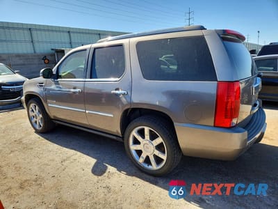 Drugie zdjęcie samochodu z przodu: 2013 CADILLAC ESCALADE LUXURY VIN:1GYS4BEF0DR379163 - miniatura