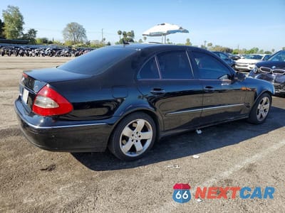Trzecie zdjęcie samochodu z tyłu: 2007 MERCEDES-BENZ E 550 VIN:WDBUF72X57B099026 - miniatura
