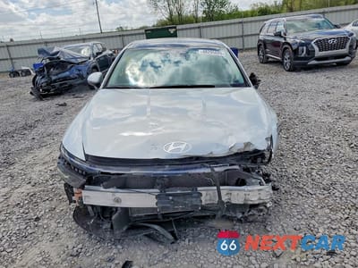 Piąte zdjęcie samochodu w środku: 2025 HYUNDAI SONATA SEL CONVENIENCE VIN:KMHL14JA8SA429825 - miniatura