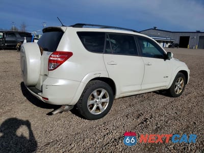 Trzecie zdjęcie samochodu z tyłu: 2011 TOYOTA RAV4 VIN:2T3DK4DV9BW042626 - miniatura
