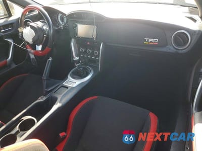 Zdjęcie 8 z 12 samochodu: 2019 TOYOTA 86 TRD SPECIAL EDITION VIN:JF1ZNAE17K9701946 - miniatura