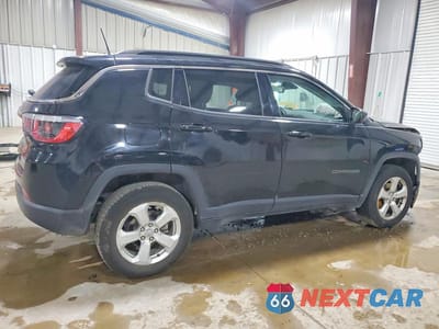 Trzecie zdjęcie samochodu z tyłu: 2020 JEEP COMPASS LATITUDE VIN:3C4NJDBB4LT219625 - miniatura