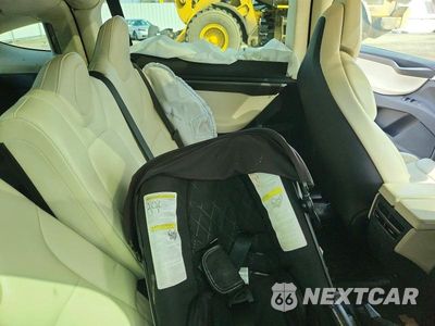 Zdjęcie 11 z 14 samochodu: 2018 TESLA MODEL X VIN:5YJXCAE23JF128435 - miniatura