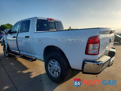 Drugie zdjęcie samochodu z przodu: 2020 RAM 2500 TRADESMAN VIN:3C6UR5CJ5LG285519 - miniatura