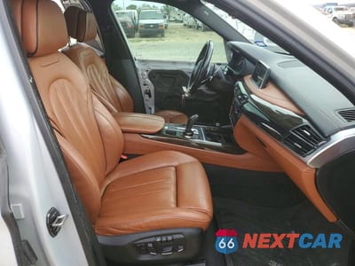 Zdjęcie 7 z 13 samochodu: 2017 BMW X5 SDRIVE35I VIN:5UXKR2C35H0X03443 - miniatura