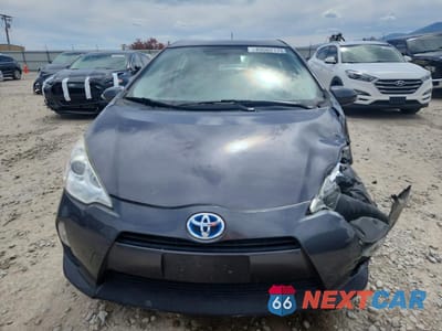 Piąte zdjęcie samochodu w środku: 2014 TOYOTA PRIUS C ONE VIN:JTDKDTB37E1076399 - miniatura