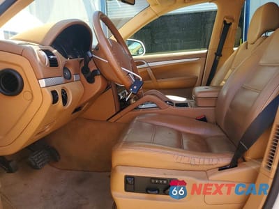 Zdjęcie 7 z 12 samochodu: 2006 PORSCHE CAYENNE VIN:WP1AA29P36LA28135 - miniatura
