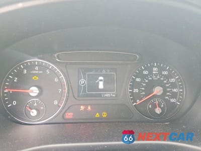 Zdjęcie 9 z 13 samochodu: 2017 KIA SORENTO LX VIN:5XYPGDA3XHG333080 - miniatura