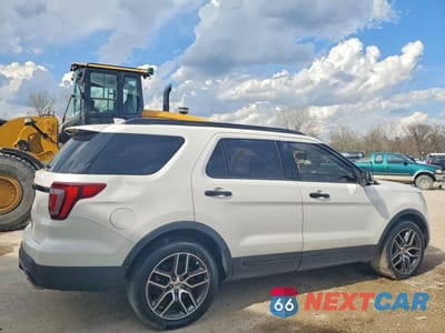 Trzecie zdjęcie samochodu z tyłu: 2017 FORD EXPLORER SPORT VIN:1FM5K8GT6HGC88572 - miniatura