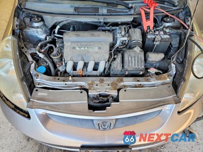 Zdjęcie 11 z 12 samochodu: 2007 HONDA FIT S VIN:JHMGD38667S058057 - miniatura