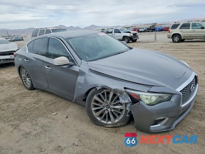 Czwarte zdjęcie samochodu z boku: 2019 INFINITI Q50 LUXE VIN:JN1EV7AP2KM517004 - miniatura