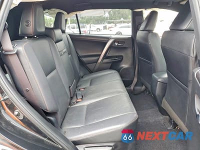 Zdjęcie 11 z 13 samochodu: 2018 TOYOTA RAV4 HV SE VIN:JTMJJREV9JD199442 - miniatura