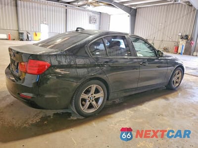 Trzecie zdjęcie samochodu z tyłu: 2013 BMW 328 XI SULEV VIN:WBA3B5G55DNP41210 - miniatura