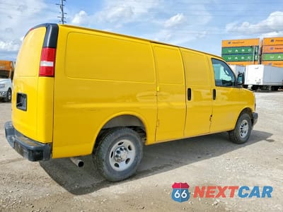 Trzecie zdjęcie samochodu z tyłu: 2020 CHEVROLET EXPRESS G2500 - CARGO VAN VIN:1GCWGAFP0L1156957 - miniatura
