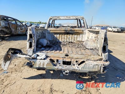 Zdjęcie 6 z 11 samochodu: 2021 CHEVROLET SILVERADO K1500 LT VIN:3GCUYDED2MG198353 - miniatura