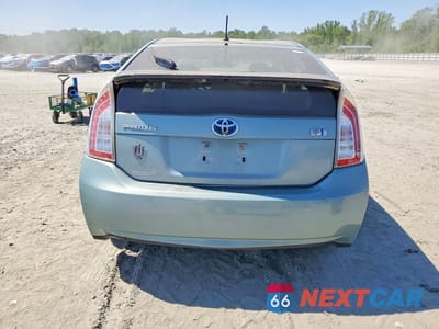 Zdjęcie 6 z 12 samochodu: 2014 TOYOTA PRIUS TWO VIN:JTDKN3DU5E1826028 - miniatura