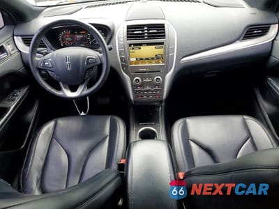 Zdjęcie 8 z 13 samochodu: 2016 LINCOLN MKC PREMIERE VIN:5LMCJ1D91GUJ11631 - miniatura