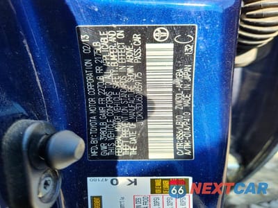 Zdjęcie 12 z 12 samochodu: 2013 TOYOTA PRIUS FIVE VIN:JTDKN3DU6D1659175 - miniatura