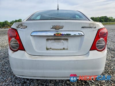Zdjęcie 6 z 11 samochodu: 2013 CHEVROLET SONIC LT VIN:1G1JC5SH4D4136845 - miniatura