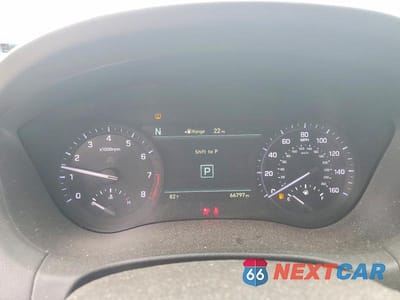 Zdjęcie 9 z 12 samochodu: 2018 GENESIS G80 3.8 VIN:KMHGN4JE6JU227409 - miniatura