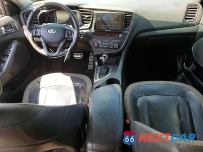 Zdjęcie 8 z 12 samochodu: 2011 KIA OPTIMA SX TURBO VIN:KNAGR4A69B5109803 - miniatura