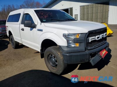 Czwarte zdjęcie samochodu z boku: 2016 FORD F150 VIN:1FTMF1EF3GKD50949 - miniatura