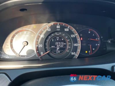 Zdjęcie 9 z 12 samochodu: 2017 HONDA ACCORD SPORT SPECIAL EDITION VIN:1HGCR2F18HA086227 - miniatura