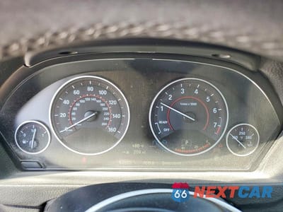 Zdjęcie 9 z 12 samochodu: 2015 BMW 335 VIN:WBA3X9C51FD868544 - miniatura