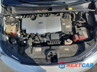 Zdjęcie 11 z 12 samochodu: 2017 TOYOTA PRIUS TWO VIN:JTDKBRFU7H3040412 - miniatura