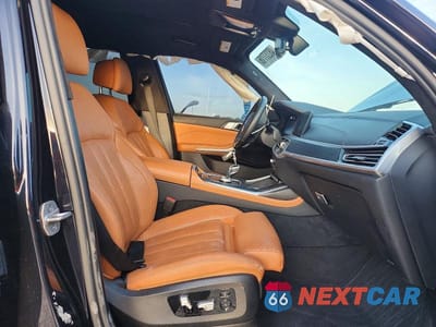 Zdjęcie 7 z 13 samochodu: 2022 BMW X7 XDRIVE40I VIN:5UXCW2C08N9M13241 - miniatura