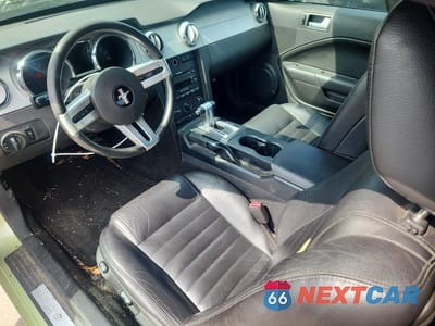 Zdjęcie 8 z 12 samochodu: 2005 FORD MUSTANG GT VIN:1ZVFT85H555211569 - miniatura